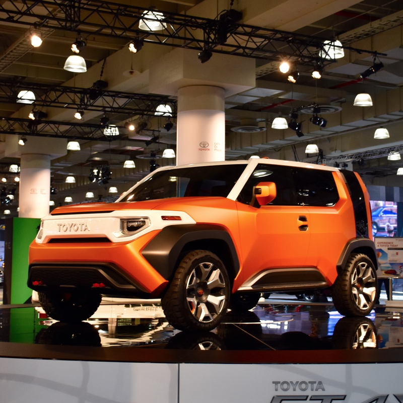 Screw the haters, I like this thing. And that black stripe on the driver’s side C-pillar is actually a window, so it’s only the passenger side you can’t see out of.